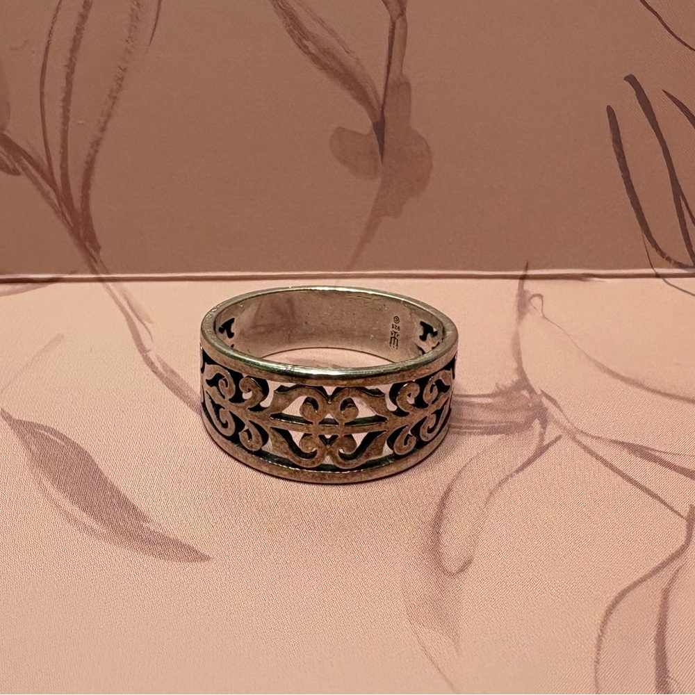 Retired James Avery Open Adorned Filigree Sterling silver ring, size 10